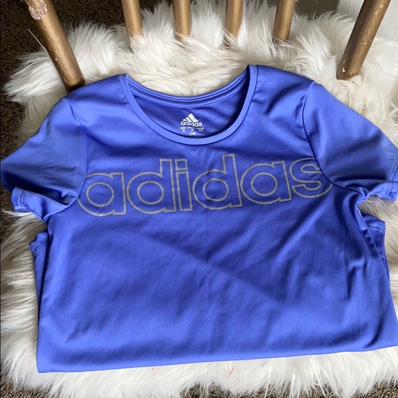 Girls adidas shirt - Picture 2 of 3
